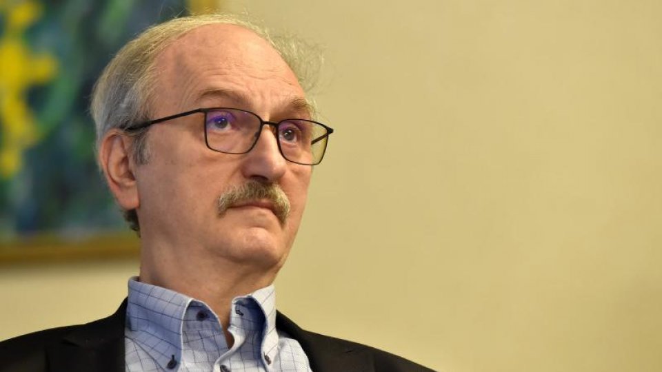 Calificativul Fitch reflectă riscurile majore cu care se confruntă economia României