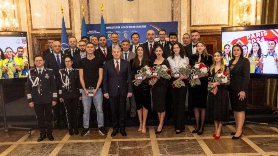 David Popovici, Ancuța Bodnar și Roxana Anghel, sportivii anului 2024 la Dinamo