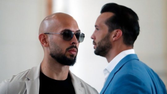 Fraţii Andrew şi Tristan Tate scapă de procesul în care erau acuzaţi de trafic de persoane şi viol