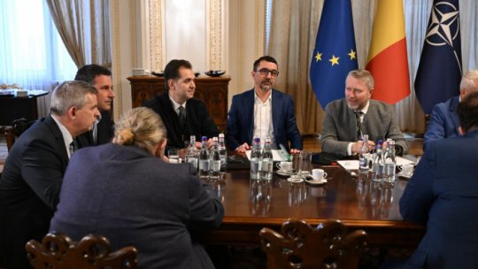 Negocieri în vederea formării viitorului guvern, reluate la Palatul Parlamentului