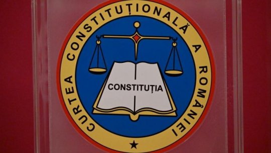 AUR a sesizat CCR cu privire la "constatarea vacantării funcţiei de preşedinte al României"