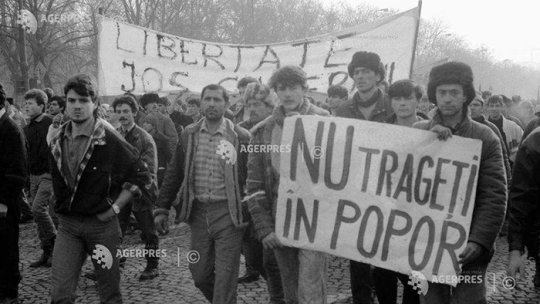 "Amorsa unei revoluţii"