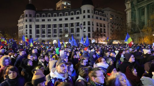 În centrul Bucureştiului se desfăşoară un miting autorizat, sub sloganul "România speră!"