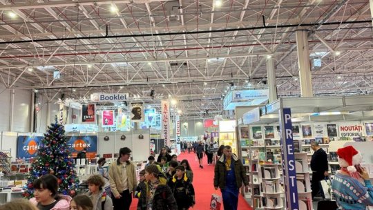 Mii de iubitori de lectură au vizitat Târgul de Carte Gaudeamus Radio România