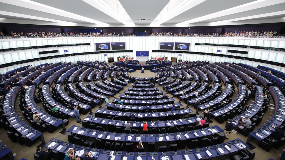 CE, îngrijorată de operaţiunea coordonată din străinătate de influenţare a alegerilor din România