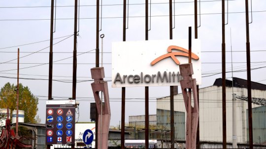 Hunedoara: Combinatul Siderurgic ArcelorMittal își reduce temporar activitatea