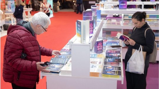 La Târgul de carte Gaudeamus Radio România au fost acordate tradiţionalele premii