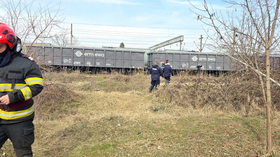 Drobeta-Turnu Severin: Scurgeri de combustibil  la un vagon încărcat cu benzină