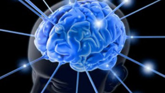 Primul pacient căruia compania Neuralink a reuşit să-i implanteze un cip cerebral în creier poate să controleze un mouse de calculator prin gândire