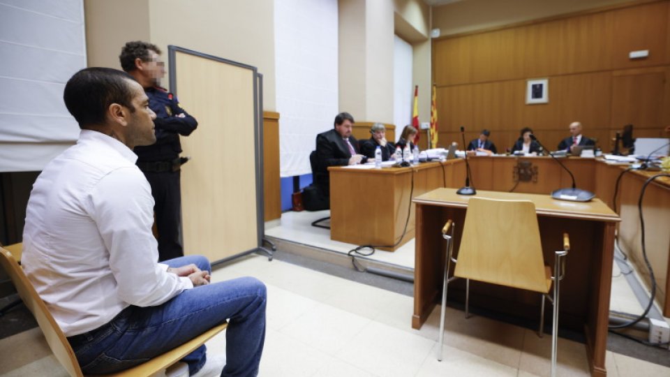 Fostul fotbalist brazilian, Dani Alves, condamnat la închisoare pentru viol