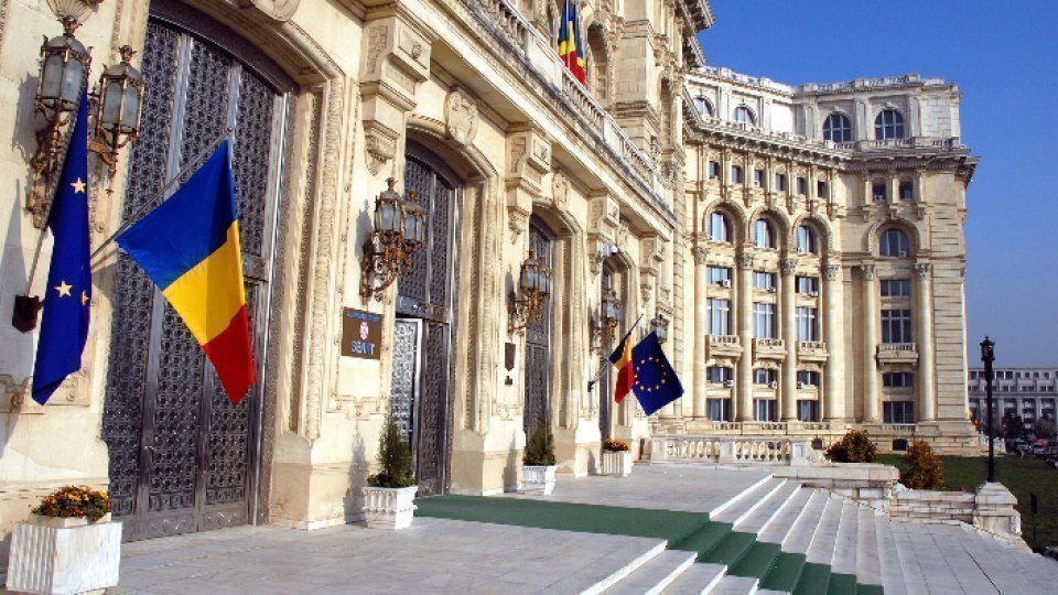 Plenul Senatului a votat modificarea legii pentru alegerea preşedintelui României
