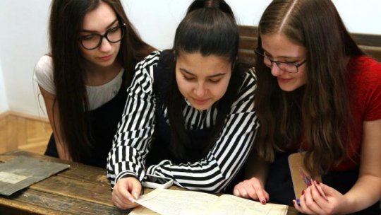 Sistemul de evaluare a elevilor din România trebuie reformat, atrage atenţia Coaliţia pentru Educaţie