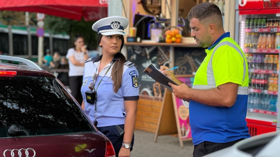 Amenzi ... cu flori şi mărţişoare pentru doamnele şi domnişoarele de la volan, de 1 Martie