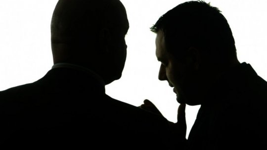 "Destabilizare și lichidare: spionii ruși trec (din nou) la atac"