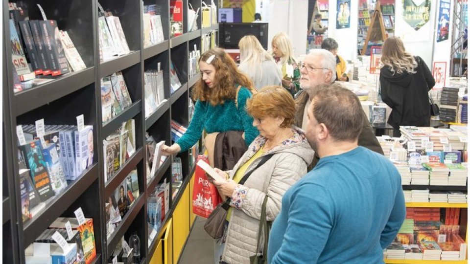 Gaudeamus Radio Romania Book Fair opened its doors in Craiova, in the foyer of the National Theatre "Marin Sorescu"