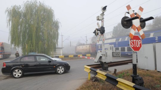 Lucrări de reparaţii la trecerea la nivel cu calea ferată la intersecția liniei de cale ferată Brăila-Galați cu DN2B