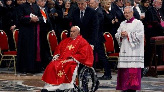 La Vatican, Papa Francisc oficiază Sfânta Liturghie din Vinerea Mare