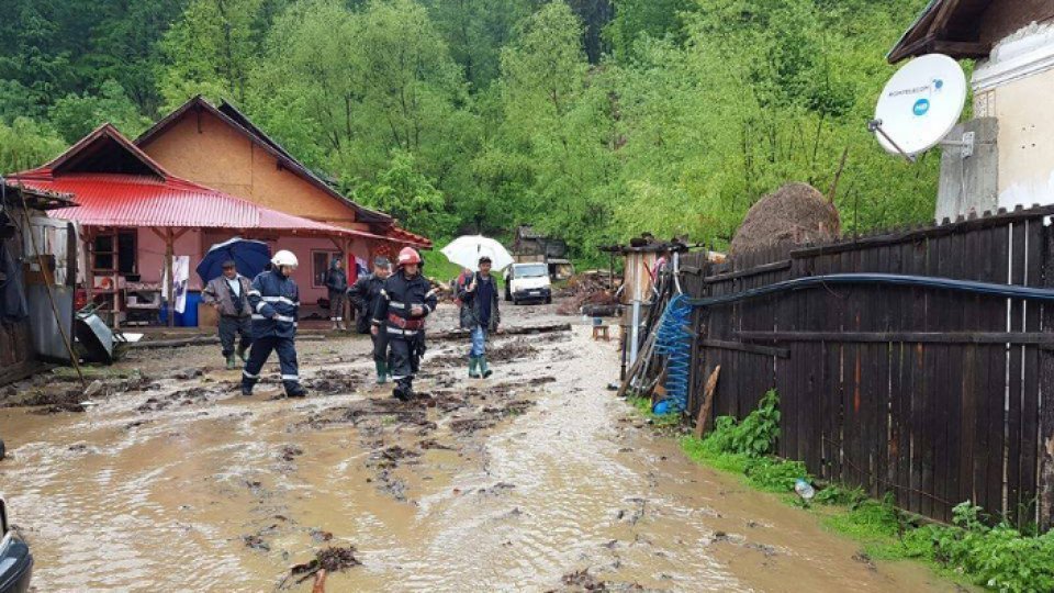 Coduri portocaliu și galben de viituri pe râurile din Dobrogea, până la miezul nopţii