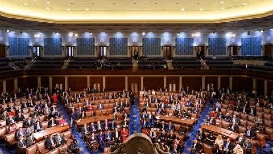 Camera Reprezentanţilor din SUA a votat un ajutor de 61 de miliarde de dolari pentru Ucraina