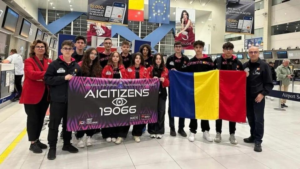 The Al. Ioan Cuza High-School from Focsani won the world robotics championship