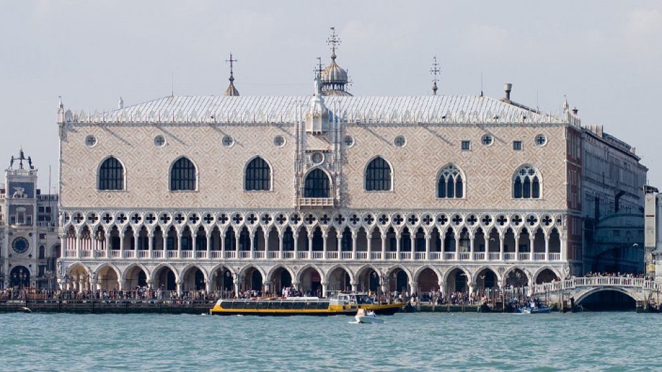 Turiștii care vizitează Veneția doar pentru 24 de ore vor plăti o taxă de intrare
