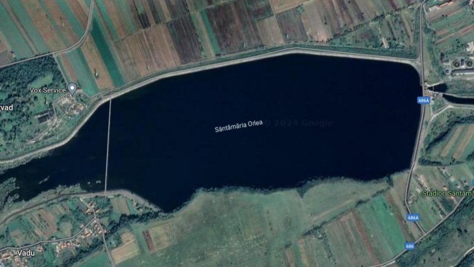 Trupul bărbatului înecat în lacul barajului Hațeg, găsit după 10 zile
