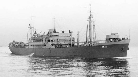 "Oameni, vapoare, destine, război"