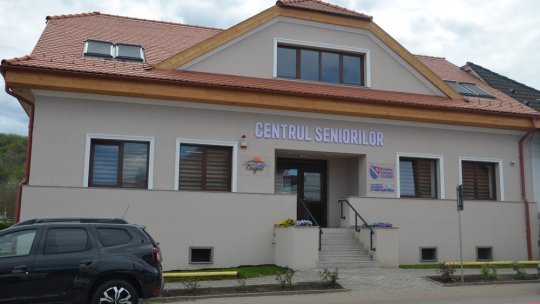 Fosta clădire a primăriei Ciugud, transformată, cu fonduri europene, într-un centru al seniorilor