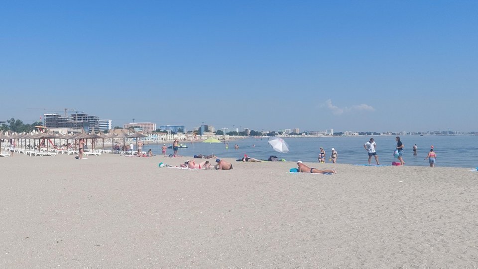 Zeci de mii de turişti sunt aşteptaţi pe litoral de 1 Mai şi de Paşte
