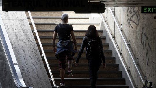 STUDIU: Riscul de boli cardiovasculare poate fi redus cu 39% prin urcatul scărilor