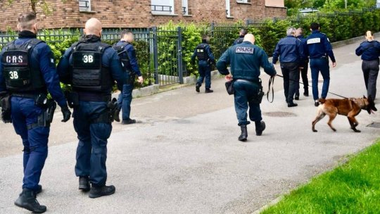 Franța: Atac asupra convoiului care însoțea un deținut periculos