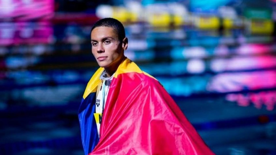 David Popovici revine în bazin