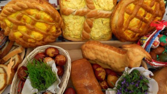 „Sute de aditivi alimentari” pe masa de Paște