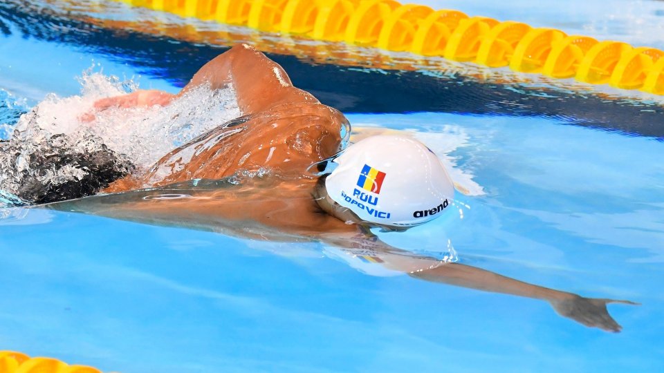 David Popovici mai bun decât campionul mondial la 200 m liber, la Barcelona