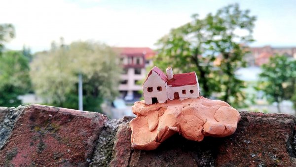 Sibiu: Cadouri inedite în prima zi de Paște de la un ceramist