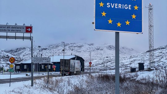 Suedia reintroduce controlul la frontiere