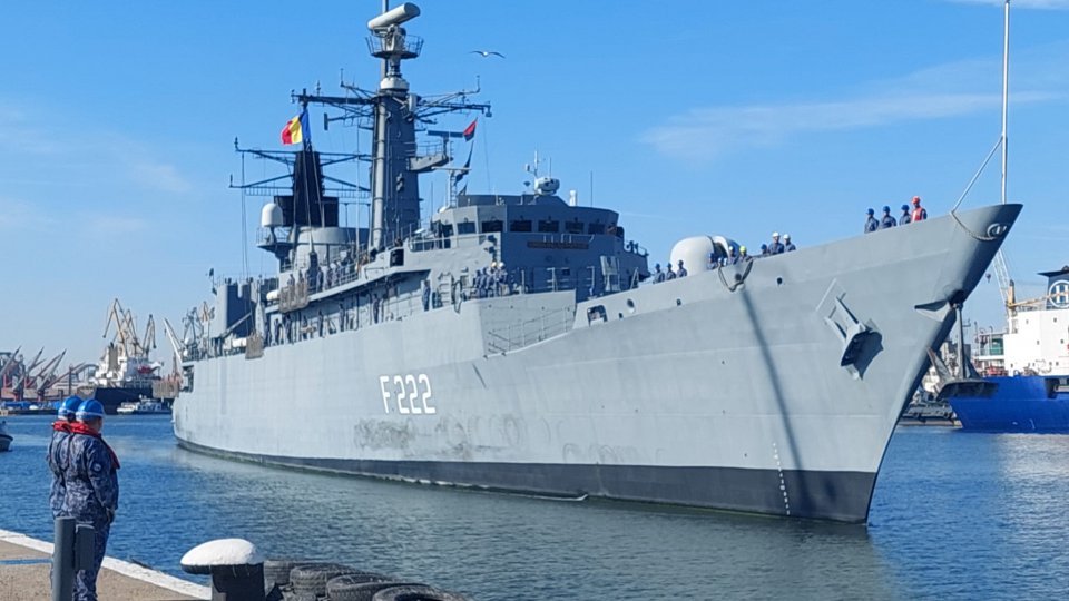 Fregata Regina Maria a revenit în portul militar Constanţa