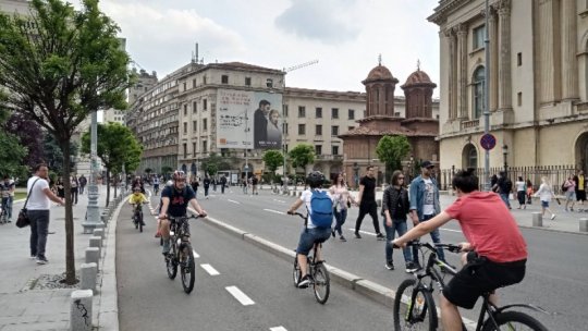 Bicicliștii și cei aflați pe trotinete electrice, testați pentru consum de alcool şi droguri