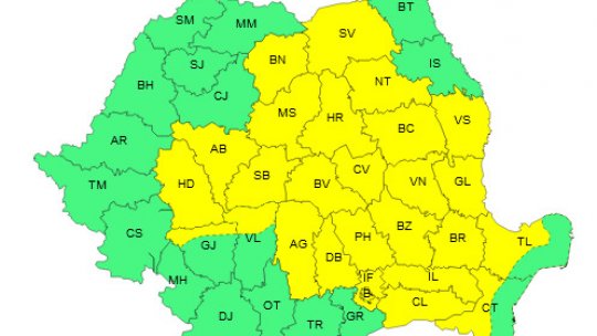 Instabilitatea atmosferică se extinde în mai mult de jumătate din ţară