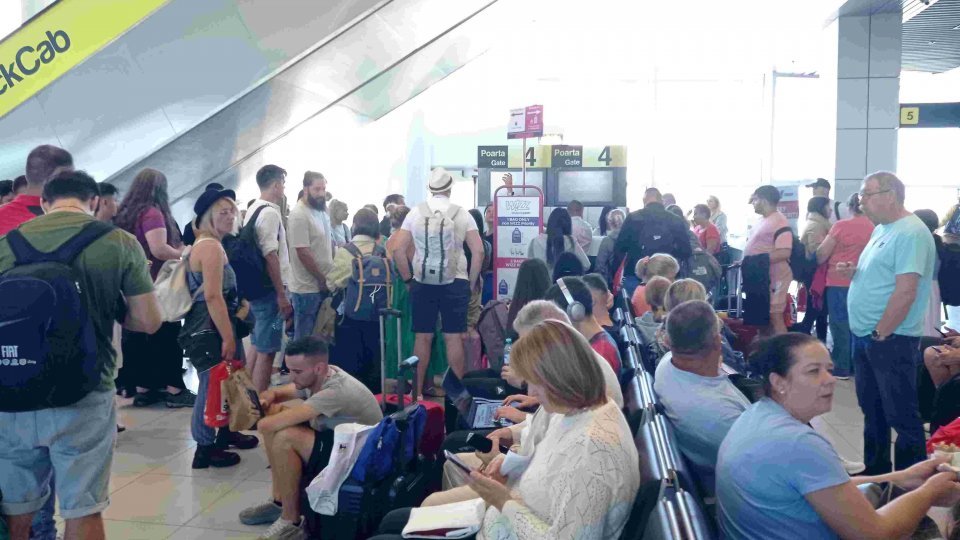 6 noi echipamente suplimentare de aer condiţionat au fost puse în funcţiune la Aeroportul Internaţional ”Henri Coandă”