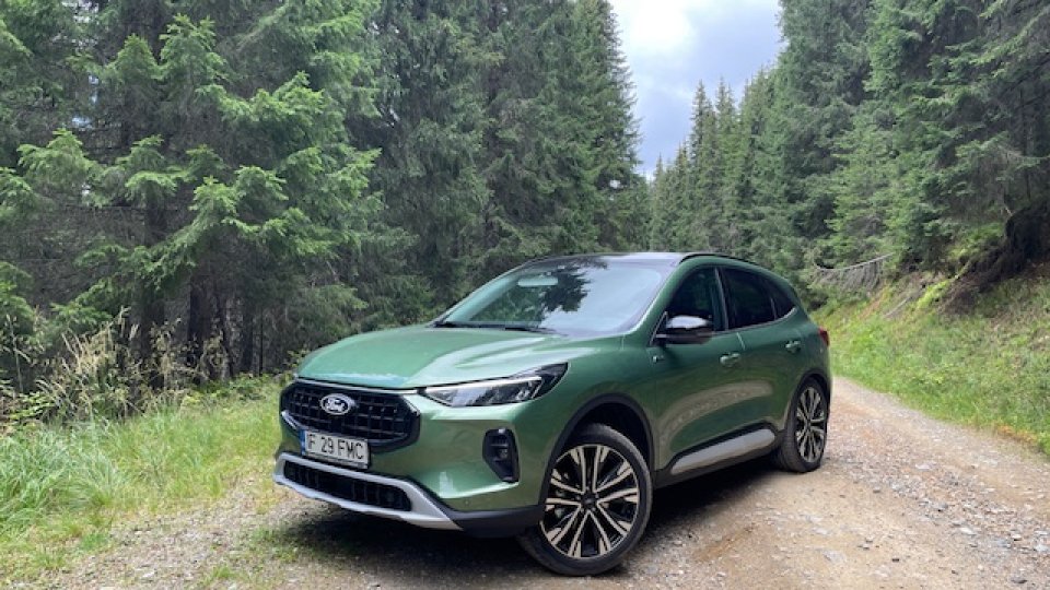Probă de drum - Kuga full hybrid