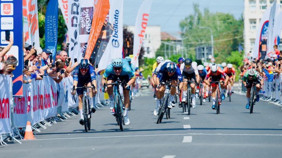 Lider nou în Mica Buclă