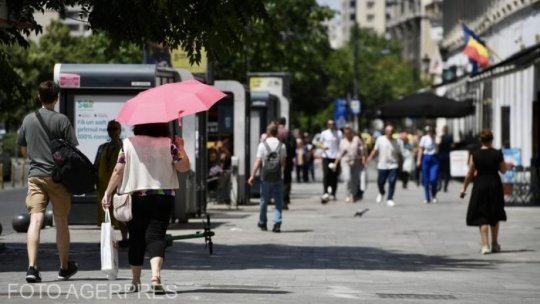 Meteorologii au emis noi avertizări de ploi torenţiale şi caniculă