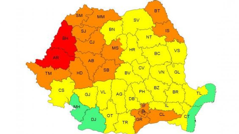 Meteorologii au emis noi coduri de caniculă