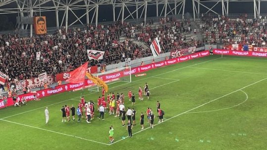 Dinamo învinge liderul Superligii în dublă inferioritate numerică și urcă pe locul secund