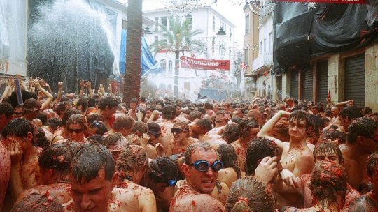 Cum a apărut celebra bătaie cu roșii, Tomatina