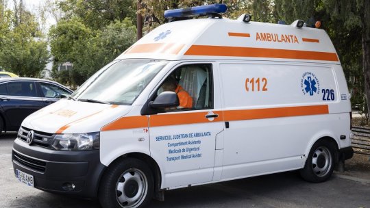 Accident cu o ambulanță