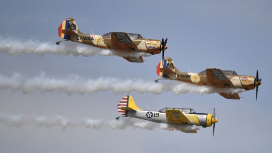 BIAS 2024: Aproximativ 35 de mii de spectatori la cel mai mare spectacol aviatic din România