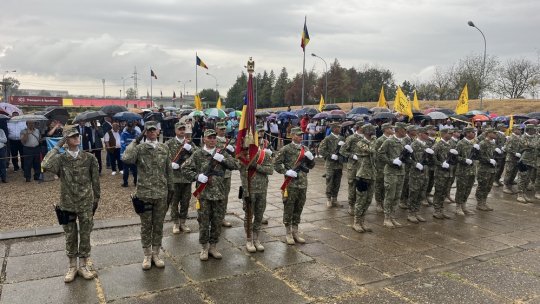 FOTO: Ceremoniale de comemorare, la Mausoleele Eroilor din Mărășești și Focșani