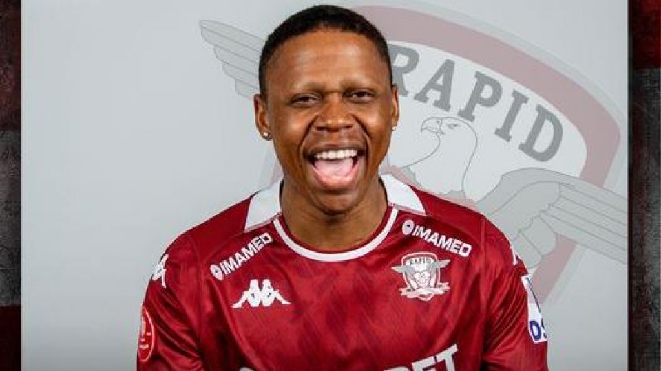 Camerunezul Clinton N’Jie a semnat cu Rapid